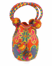 Načíst obrázek do prohlížeče Galerie, Wayana Astrea- Ručně háčkovaná kabelka - hand crochet bag - Wayana.eu
